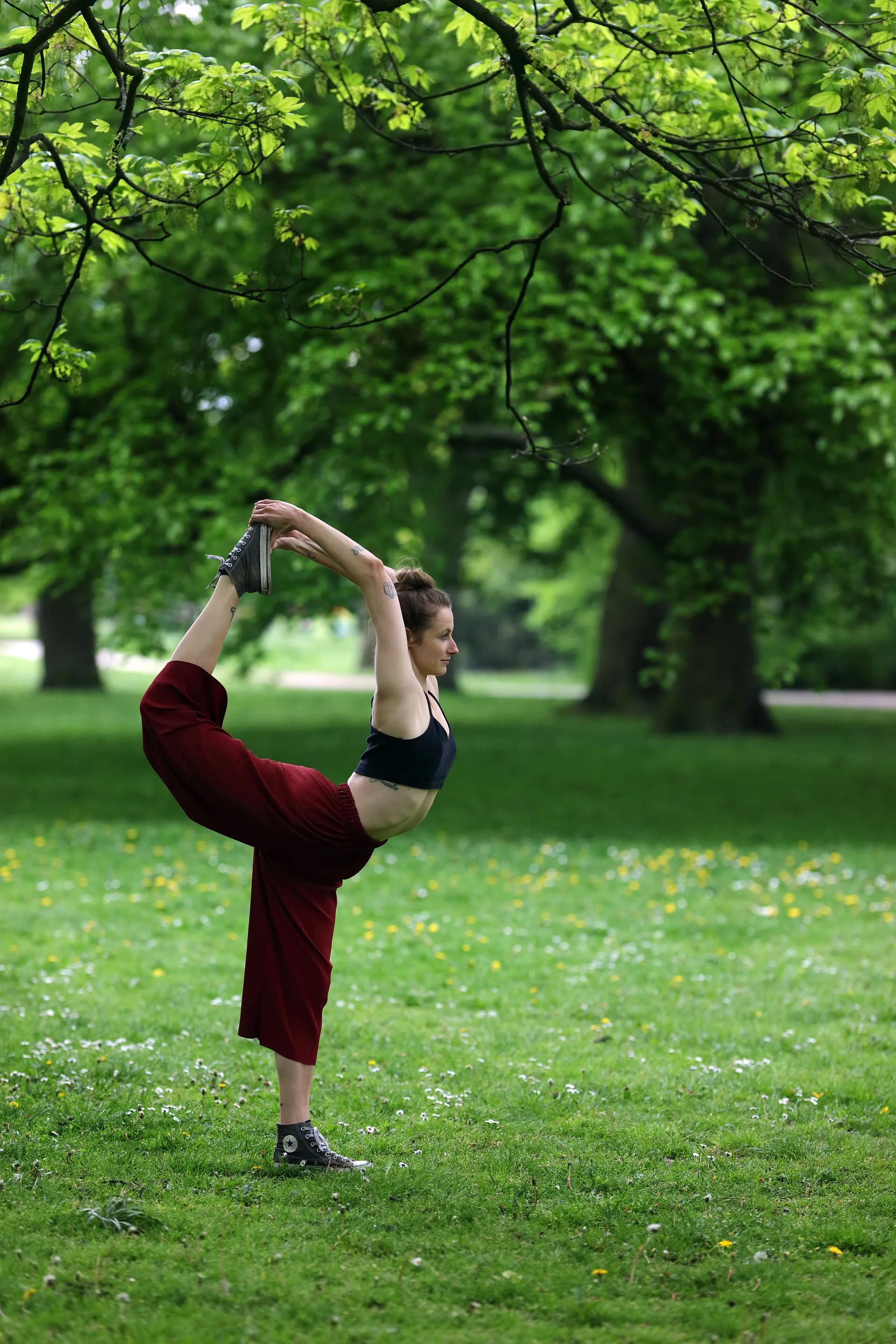 Bremen Pay: Yoga im Park in den Neustadtswallanlagen